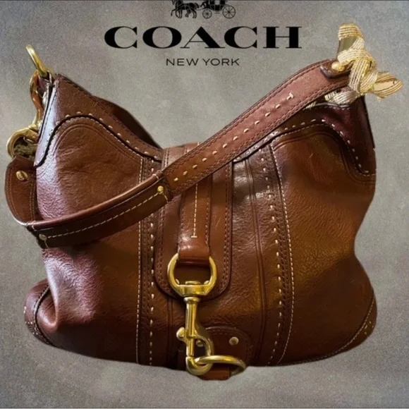 Coach Hamptons leather hobo bag - Picture 15 of 16